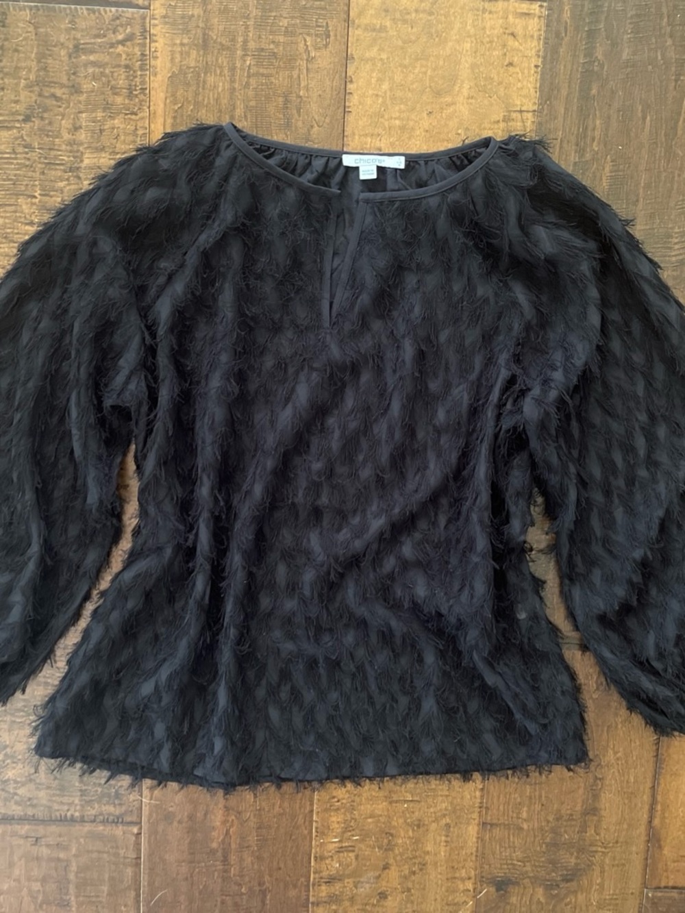 Chico’s black feathered peasant blouse with all-over raised eyelash fringe Sz M